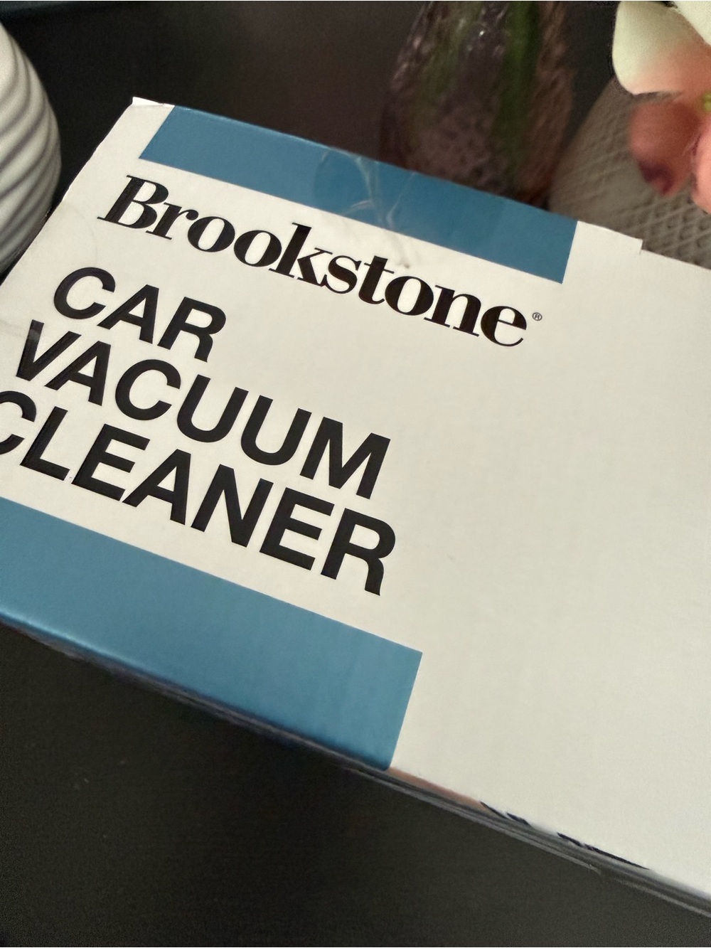 ππ BROOKSTONE CAR VACUUM CLEANER. BRAND NEW SEALED IN BOX! - Picture 7 of 12